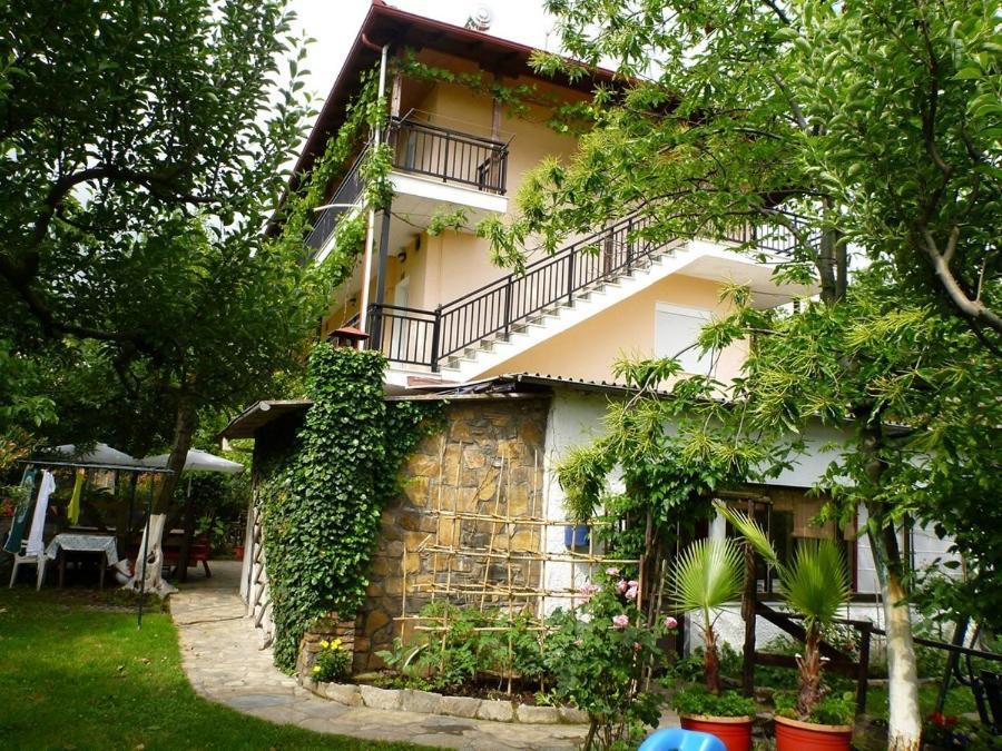 Helena Apartments Паралія-Пантелеймонос Екстер'єр фото